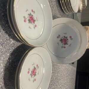 Gemini Rose Porcelain Dessert Bowls with Gold Trim Set of 6
